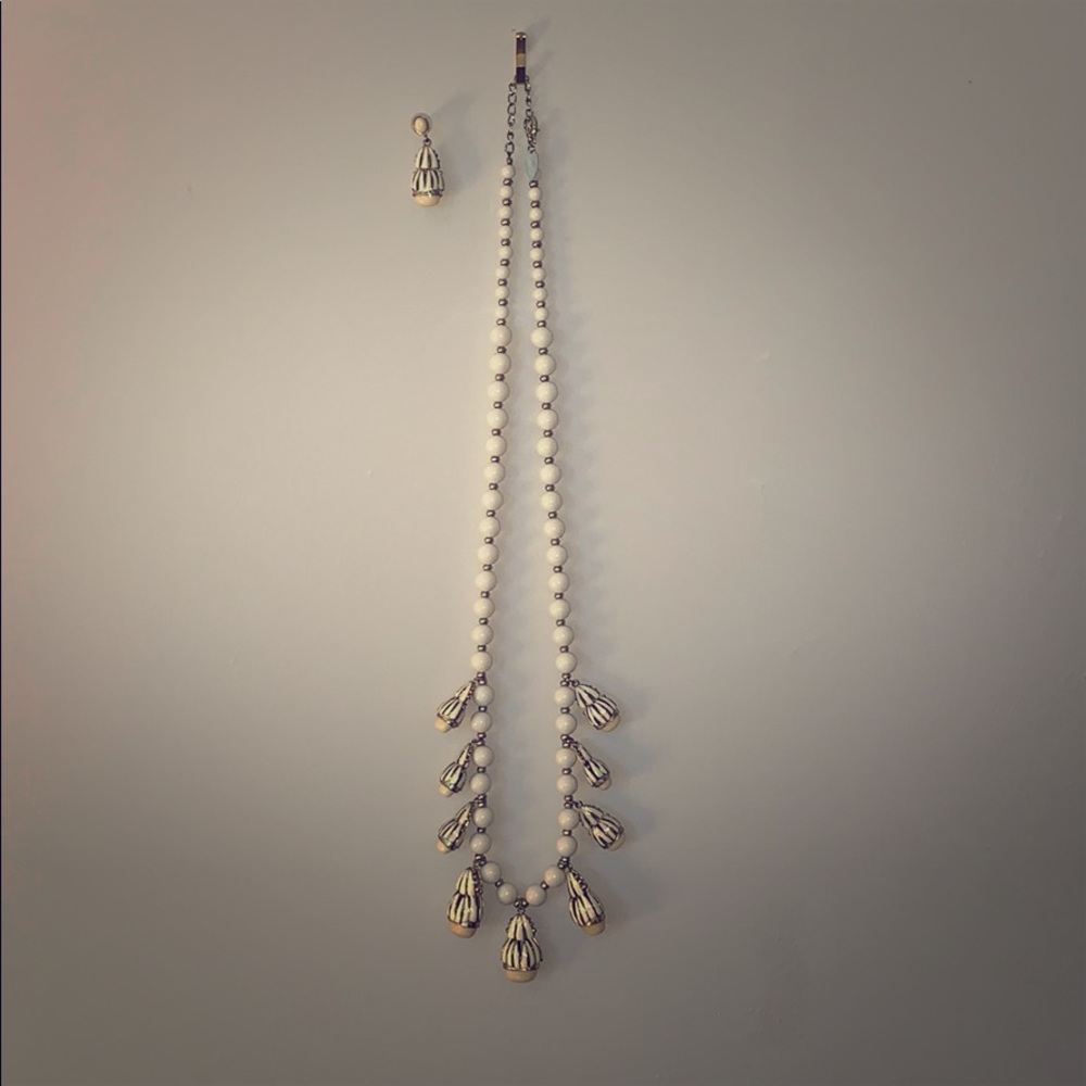 Coldwater Creek gold & ivory necklace & earrings